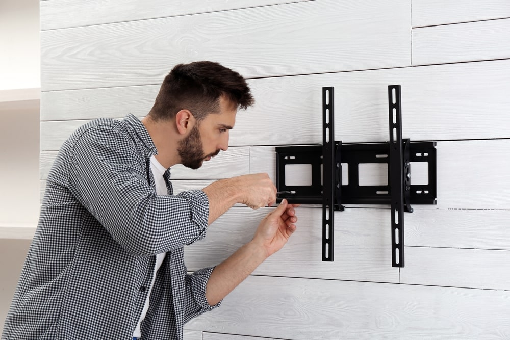 Professional TV mounting service - wall mounted television installation